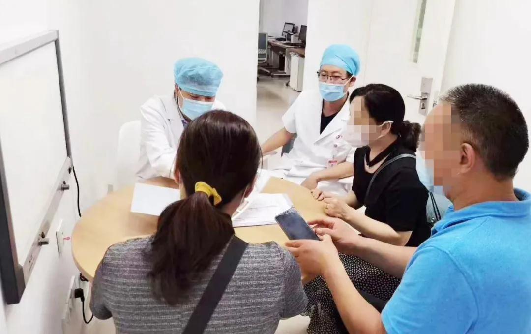 險！桃核卡在氣道上  這個急救方法你得掌握