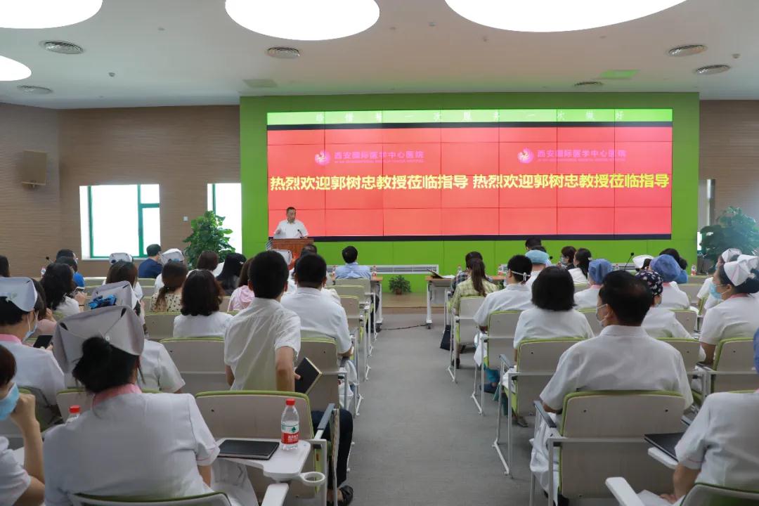 軍醫(yī)大咖齊聚一堂,共敘國際醫(yī)學(xué)創(chuàng)新發(fā)展