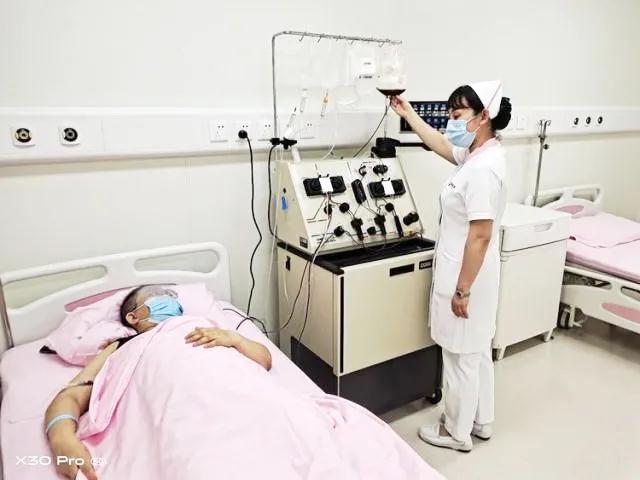 若身體發(fā)出這四個求救信號，當心得了白血?。?>
				             </a>
                <div   id=