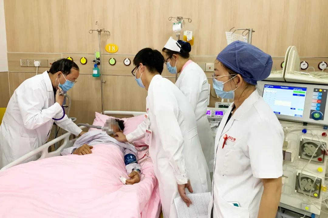 72小時緊急救治！64歲危重出血熱患者闖過生死關(guān)