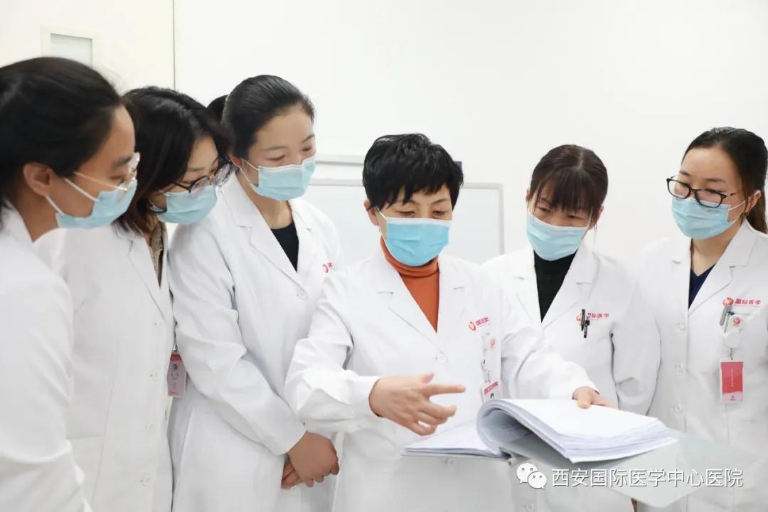 81歲老人腹大如球，一個(gè)半小時(shí)后……