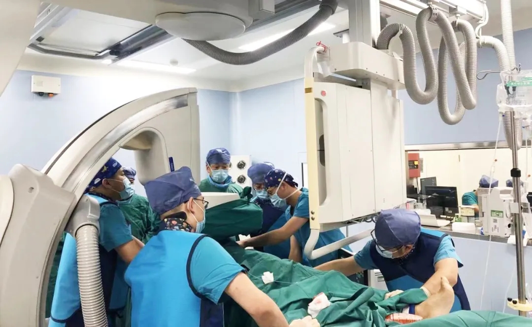 TIPS介入手術挽救“犟脾氣如?！钡乃?>
				             </a>
                <div   id=