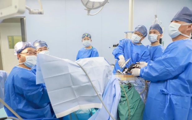 病變距肛門僅4厘米！滅瘤保肛！我院成功完成直腸癌“榻榻米”手術(shù)