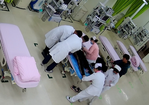 頭、胸、脾、骨……多處損傷 多學(xué)科聯(lián)合完成“生命接力”