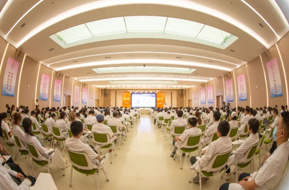 院士講堂 精彩紛呈！中國科學(xué)院竇科峰院士講授器官移植發(fā)展現(xiàn)狀
